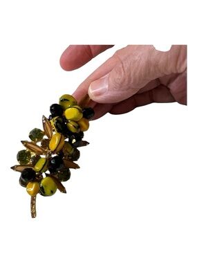 Julianna D & E Carmen Miranda Brooch Art Glass Seed Pod Green Gold Tone